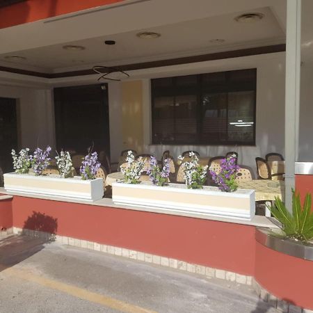 Hotel Residence Memmina Frosinone Exterior foto