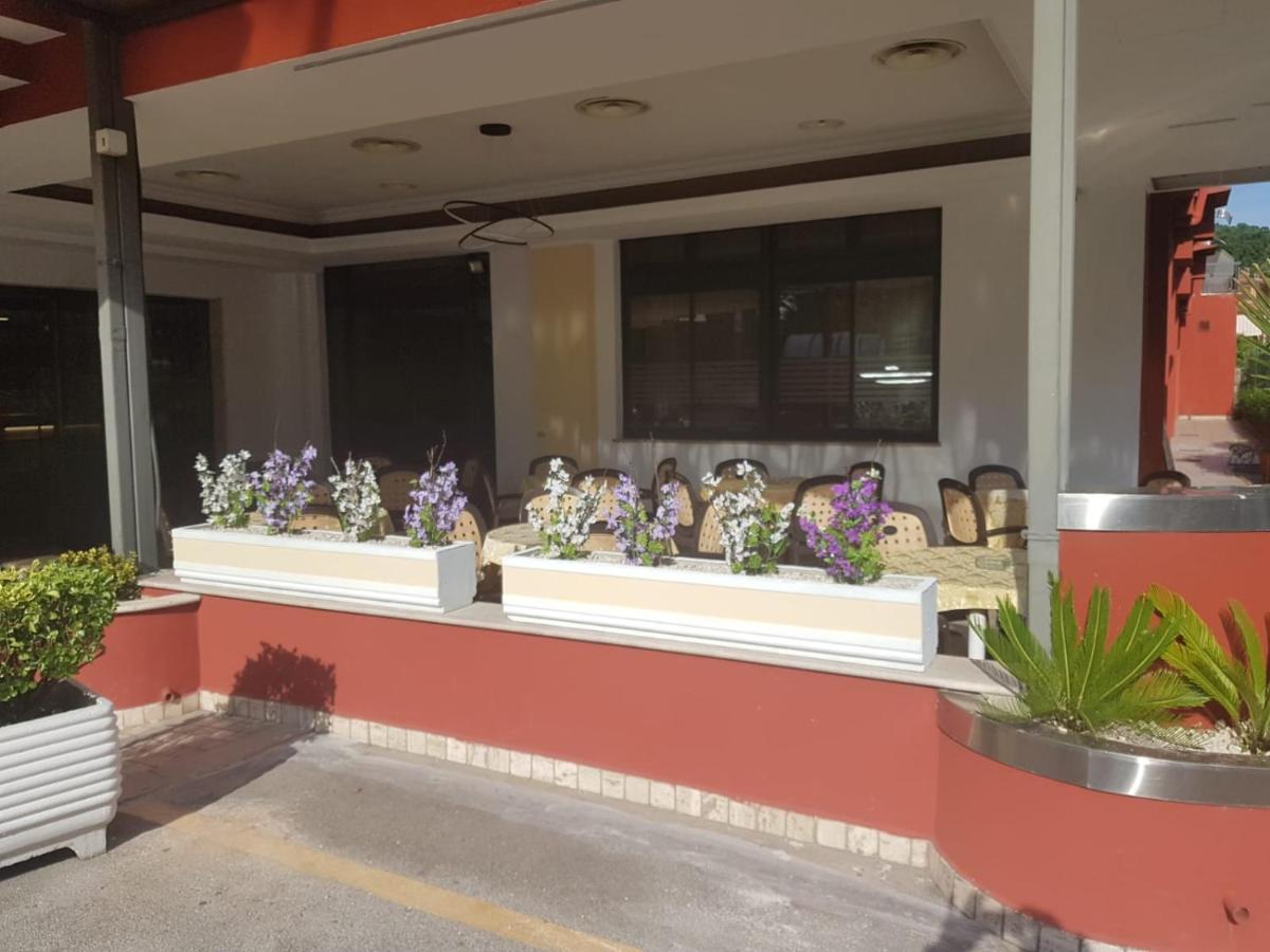 Hotel Residence Memmina Frosinone Exterior foto