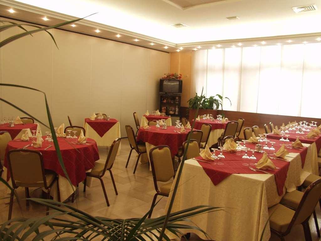 Hotel Residence Memmina Frosinone Restaurante foto